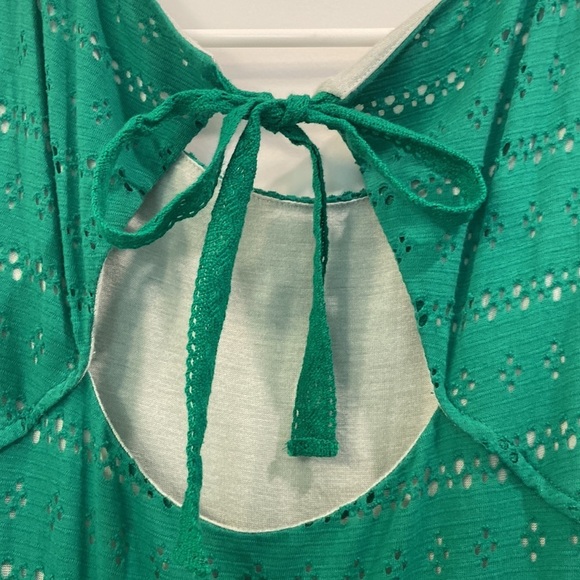 Anthropologie - Postmark - Eyelet Crochet Lace
Green Dress - Picture 9 of 10